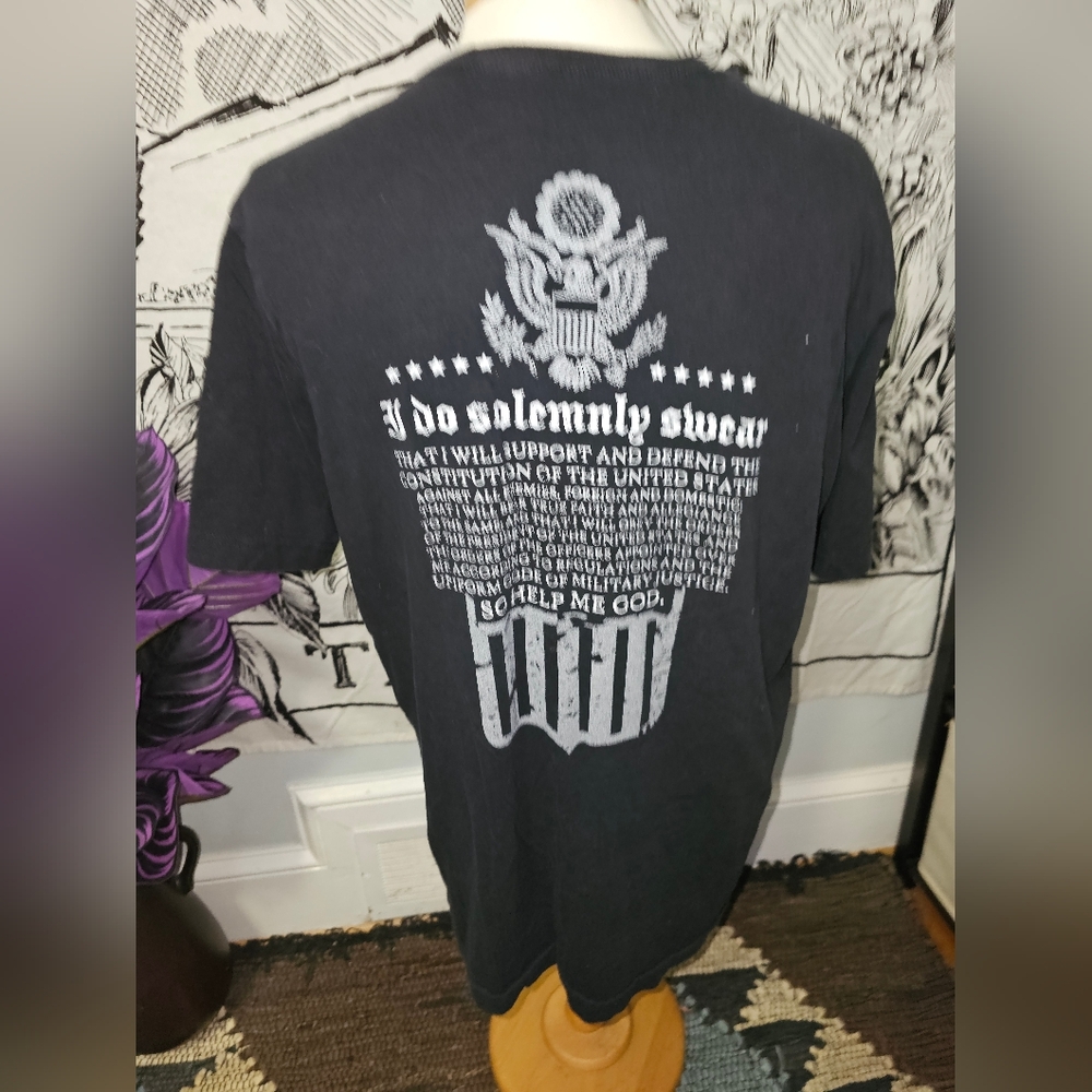EUC Nine Line -The Oath - T-Shirt XL